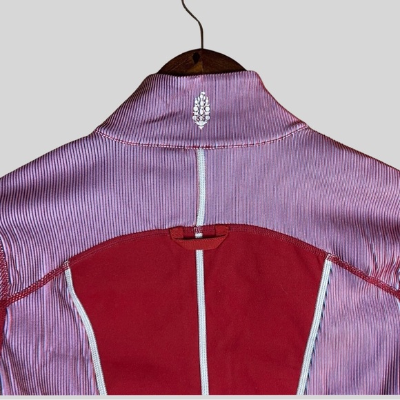 Free People Movement Hardio Cardio Track Jacket Womens Size XS Red Full Zip NEW - Picture 2 of 16